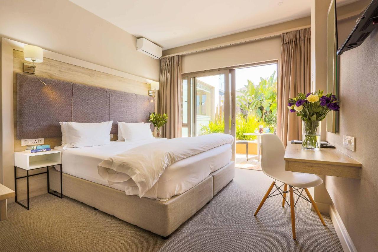 Ocean Bay Guesthouse Порт-Элизабет Экстерьер фото
