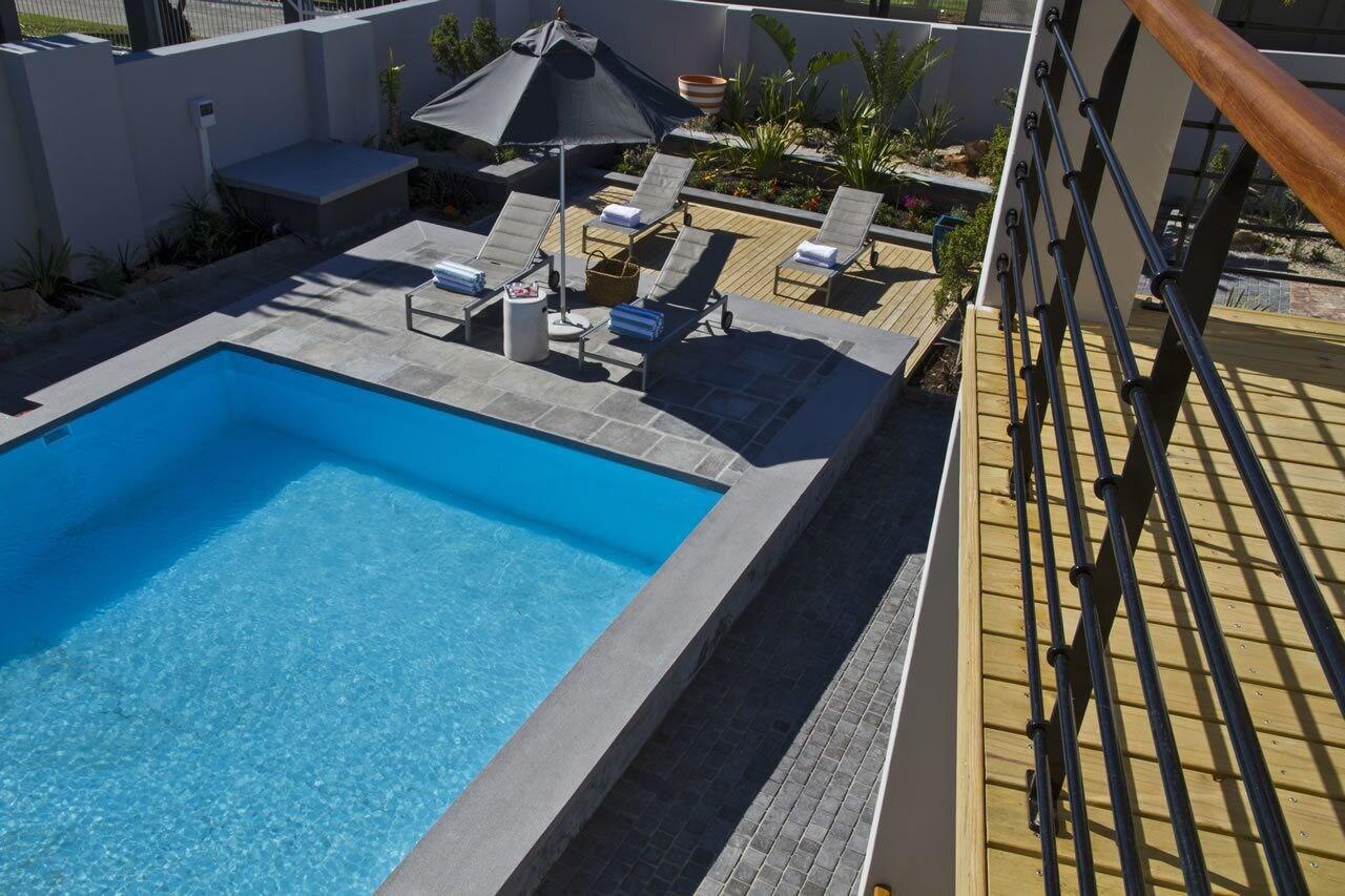 Ocean Bay Guesthouse Порт-Элизабет Экстерьер фото