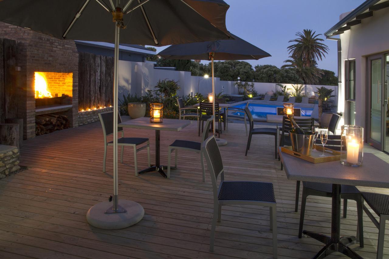 Ocean Bay Guesthouse Порт-Элизабет Экстерьер фото