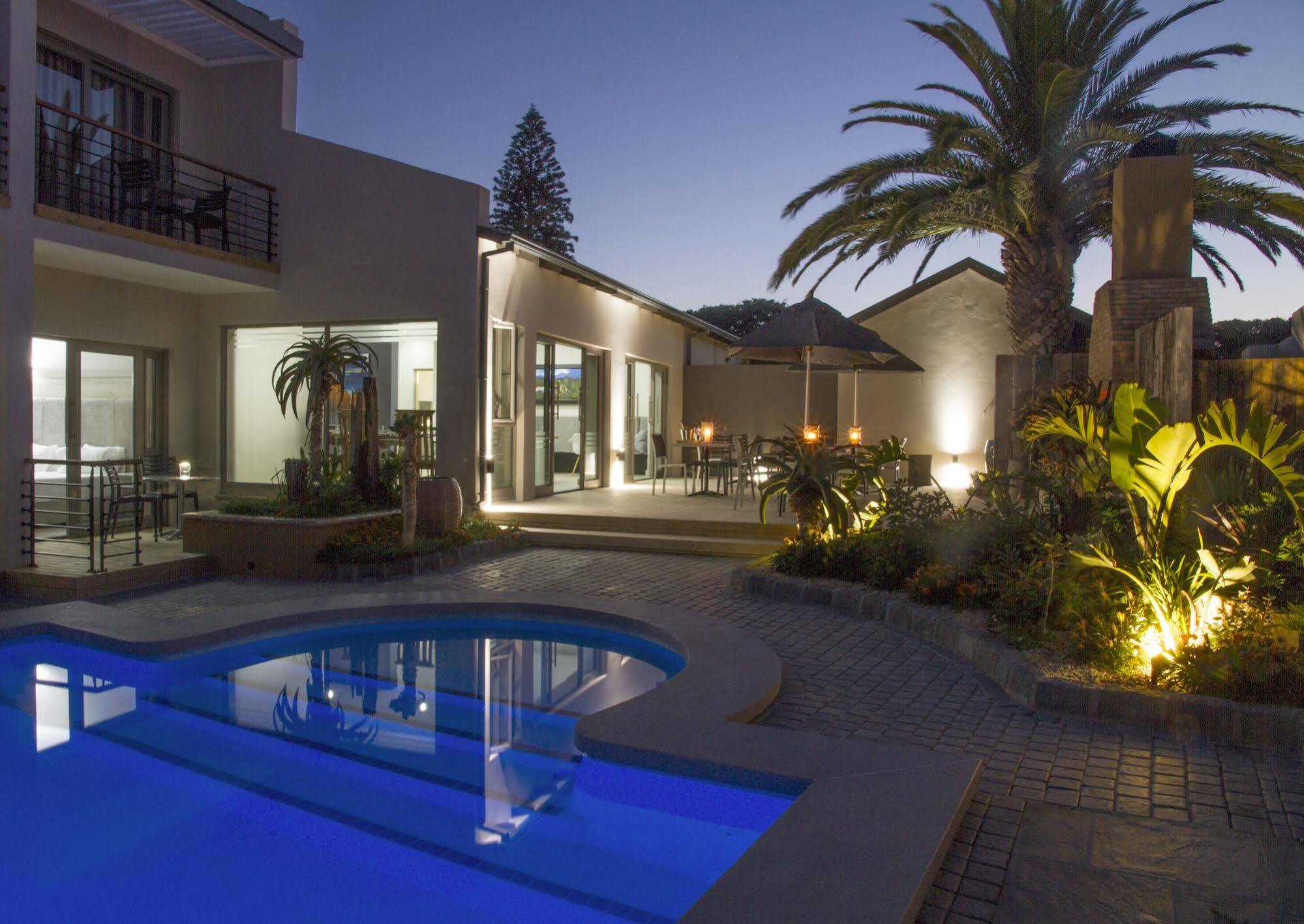 Ocean Bay Guesthouse Порт-Элизабет Экстерьер фото