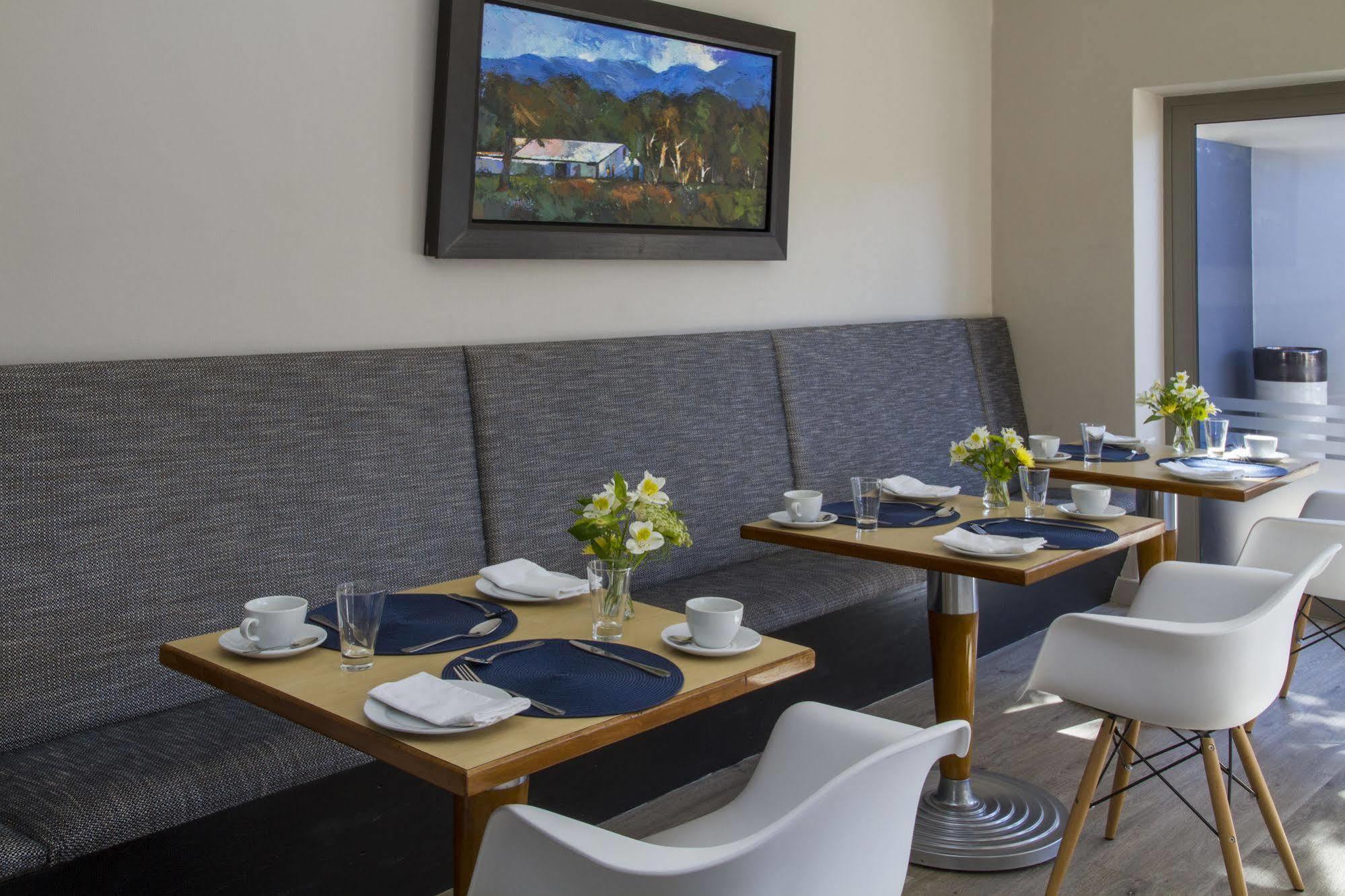 Ocean Bay Guesthouse Порт-Элизабет Экстерьер фото