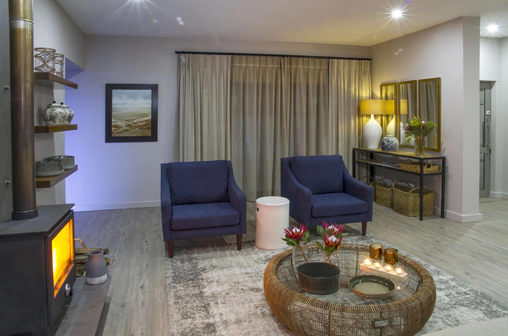Ocean Bay Guesthouse Порт-Элизабет Экстерьер фото